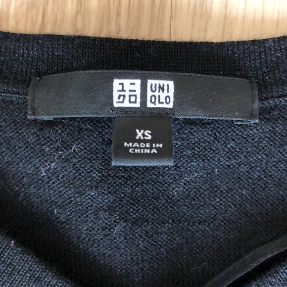 Uniqlo Knit Sweater Dress in Black - Picture 3 of 15